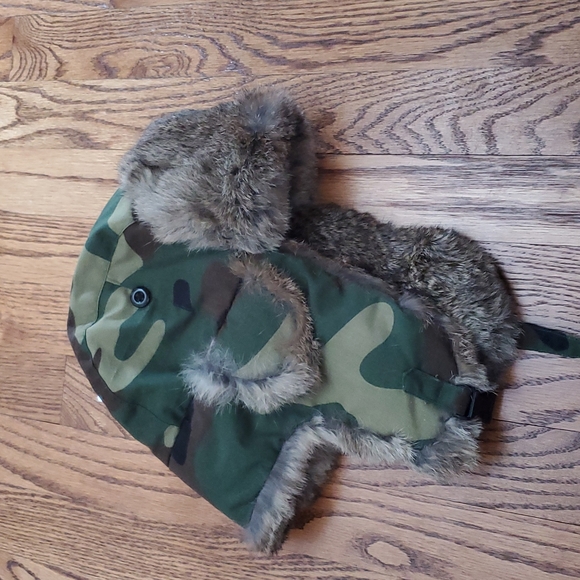 NWT Boys rabbit trim army hat - Picture 3 of 5